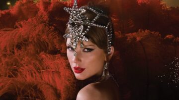Taylor Swift Sells 2.7 Million Copies of 'Life of a Showgirl' on Day 1