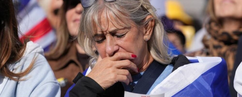 Thousands gather in London to mark two years since 7 October attacks